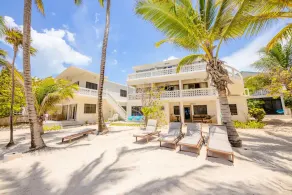 Babylon Beach Resort - Image 5