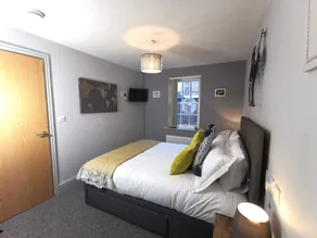 George Hudson Ground floor apartment with parking - Image 4