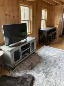 Cheerful Tiny Cabin hideaway near hiking, skiing & snowmobiling in small town VT - Image 2
