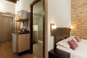 Nice and cozy studio in the city center with Wi-Fi - Image 5