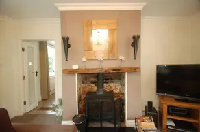 Large Family Cottage With Hot Tub, Ideally Located For Activities. Pet Friendly. - Image 3