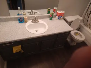 Entire one bedroom apartment - Image 2