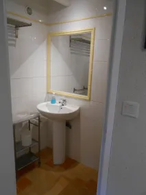 Authentisches bretonisches Dorf und kleines Haus am Meer - Image 3