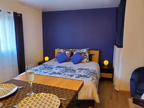 Jacuzzi privatif dans maison de village au calme - Image 4