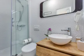 Comfortable villa with a panoramic view and private pool - Image 2
