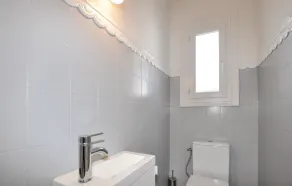 Acomodações de 4 quarto em Baixas - Image 5