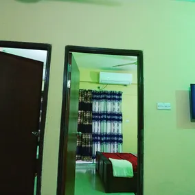 Opelia Beach Resort <br>Behind KFC, 120m inside, 1 minute walking distance from KFC - Image 3