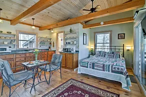 Forest Views! ‘The Woodshop’ Robbinsville Cabin - Image 4