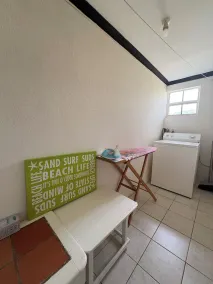 Acolhedor e independente apartamento de 2 quartos localizado na movimentada costa sul - Image 2