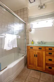 StandAlone Historic La Jolla Beach Cottage w/ Spa - 2 min walk to beach - Image 4