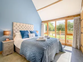 1 bedroom accommodation in Fenny Compton, near Warwick - Image 5