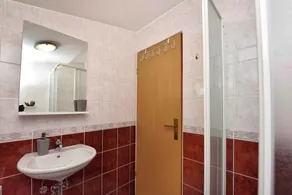 Holiday apartment 500 m from the Adriatic Sea - Image 4