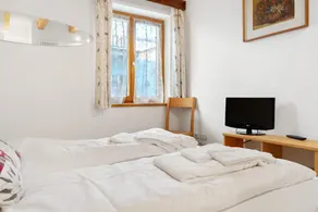 Ferienwohnung 'Goldener Schnee Tesero' mit Bergblick, privater Terrasse und WLAN - Image 4