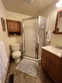 Fall Getaway Mill Run Inn: Sleeps 12 · 5BR 5BA · Hot Tub Fire Pit Grill Pool - Image 5