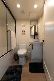 Private Entry Ground Floor Suite steps away from parks, trails & transit - Image 2