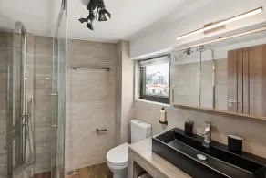 ATHENIAN VIEW LOFT - Image 4