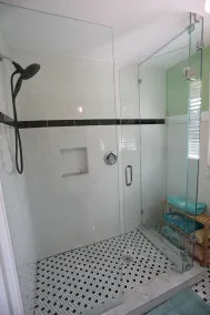 Downtown St. Petersburg carriage house close to Tavern/Pizza/Black Crow Coffee! - Image 2