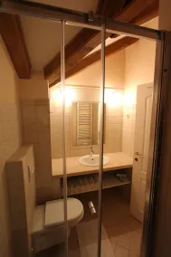 Luxury villa with private pool, wine cellar, located in Ucka Natural Park - Image 4