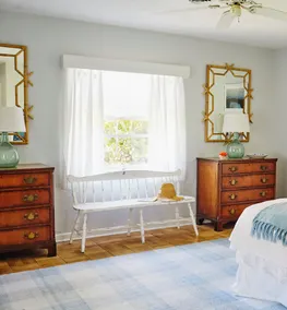 A sea of tranquility in a charming neighbourhood with a secluded local beach.   - Image 4
