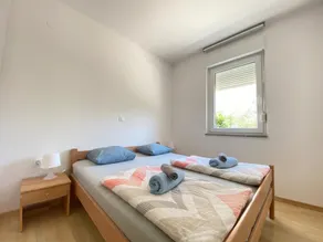 Apartment in the town of Krk, family-friendly, sea view, WiFi, garden - Image 5