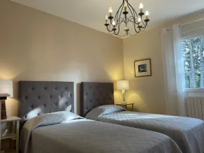 Meget flot ejendom med privat pool på stor grund og WIFI - Image 5