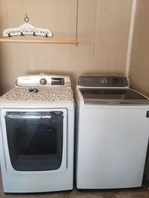 River Walk Cottage near ALL SETX hospitals & refineries!!! - Image 3