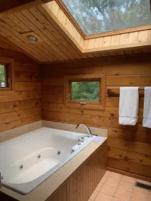 The River House at Whitestone: Pet Friendly, Secluded Private Beach, w/ Kayaks! - Image 4