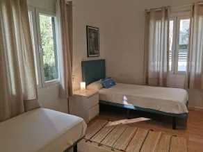 Nice renovated house one step from the beach - Image 5
