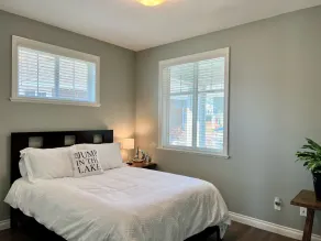 Beach, boatslip, 2 pools, 2 hottubs, 4 bdrm house sleeps 12 - Image 4