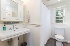 MAISON SPECTACULAIRE DE 5 BR / 3BA - À PIED DE LA PLAGE - REGARDEZ LA COLLINE! - Image 3