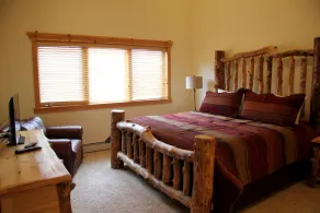 Condo Timber Wolf Lodge avec salle de bain privée pour tous! - Image 3