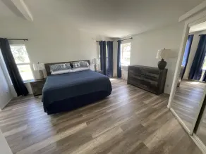 4 bedroom home with Mt Hood and Adam Views - Image 5