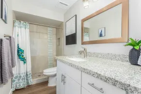  NEW & GORGEOUS Lakefront ZEN 3 bedrooms [2 KING +1 Queen] - Image 3