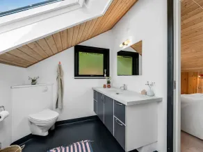 Holiday Home Kadife - from the sea by Interhome - Image 4