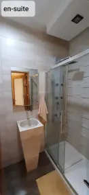 Luxury Apartment less than 5 minutes walk from the beach - Image 4