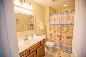 Life's A Beach: 4BR, 3BA home near Holden Beach, perfect for family fun! - Image 5
