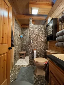 Log cabin secluded on 80 acres - Image 3