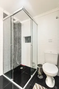 LUXURY AND REFINEMENT NEAR VL METRO. MADALENA, 3 BEDROOMS, 1 SUITE, SLEEPS 6 - Image 2