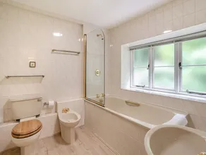 4 bedroom accommodation in near Abergavenny & Crickhowell - Image 4