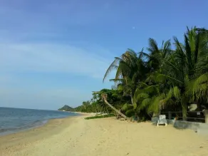 Krisada Beach Resort - Image 5