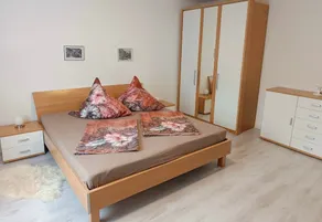 Holiday Apartment \"Rübeland\" with Mountain View, Shared Garden & Wi-Fi - Image 5