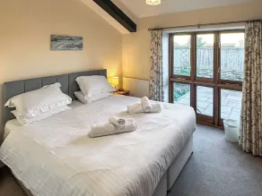2 bedroom accommodation in East Charleton, near Kingsbridge - Image 5