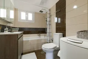 Thomas House - Image 2