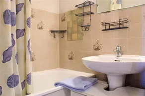 50 meters from the ski slopes, 6th floor, balcony, TV, ski locker, 18 m², Risoul - Image 2