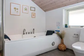 Lujosa casa de huéspedes de 7 habitaciones en Hejls - Image 4