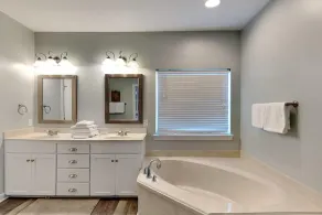 Destin Breeze - Image 2