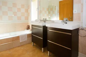 0340 Nogal - Image 3