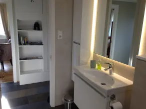 Ein wunderbares kleines und gemütliches Haus mit einem privaten natürlichen Whirlpool, fantastische Aussicht - Image 3