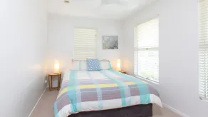 Noosa Heads Beach House - Walk to Main Beach & Little Cove - Image 5