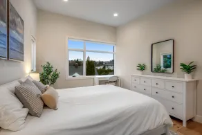 Brand New Cottage with Free WiFi & Full Kitchen - Image 4
